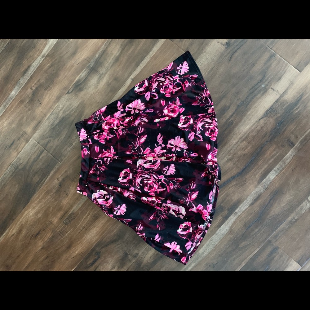 Xs LuLaRoe skirt